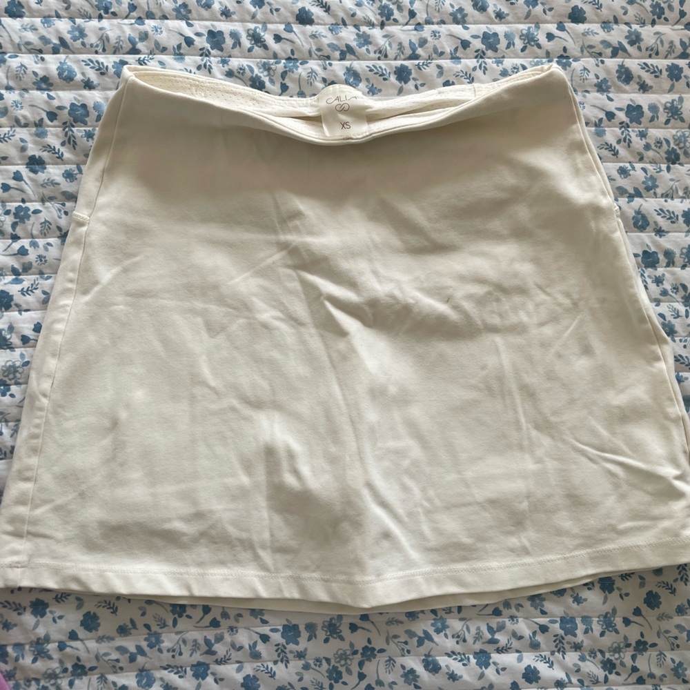 White Calia shirt size XS